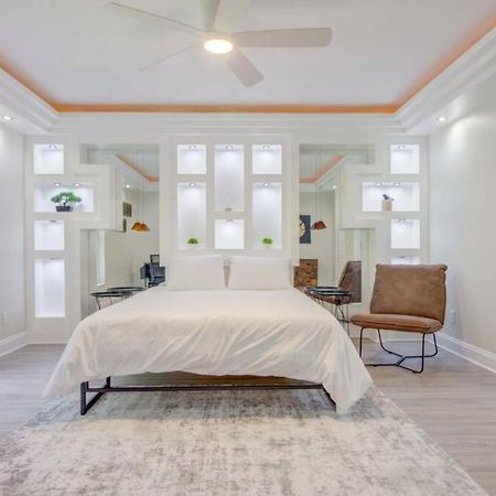 Hot Tub, Breakfast, Game Room, & Close To Beaches North Port Exterior photo